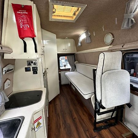 Retro Camper Hire 호텔 더블린 외부 사진